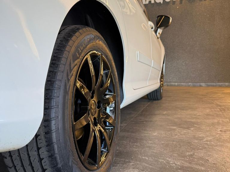 Peugeot 308 Active 1.6 Flex 16V 5p mec.