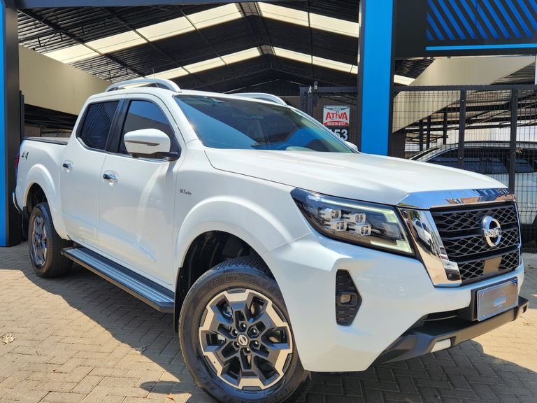 Nissan Frontier PLATI. CD  2.3 Bi-TB Dies.Aut.