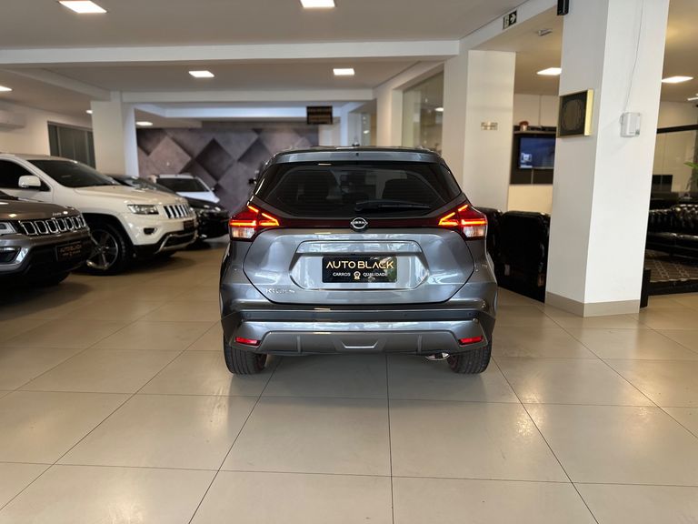 Nissan KICKS Advance 1.6 16V Flex Aut.