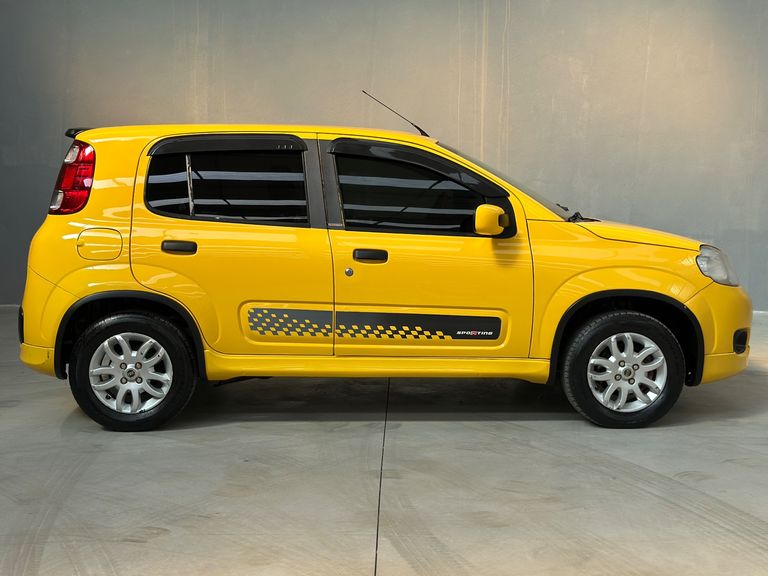 Fiat UNO SPORTING 1.4 EVO Fire Flex 8V 4p