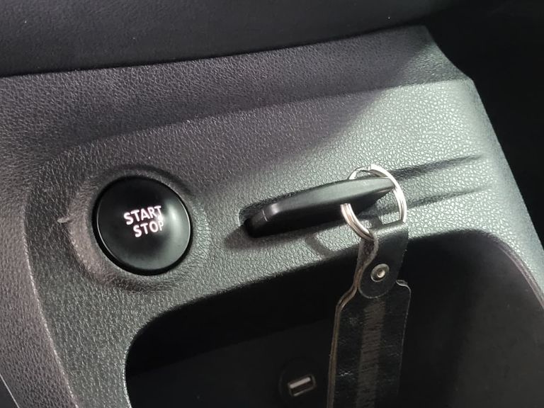 Renault CAPTUR Zen 1.6 16V Flex 5p Mec.