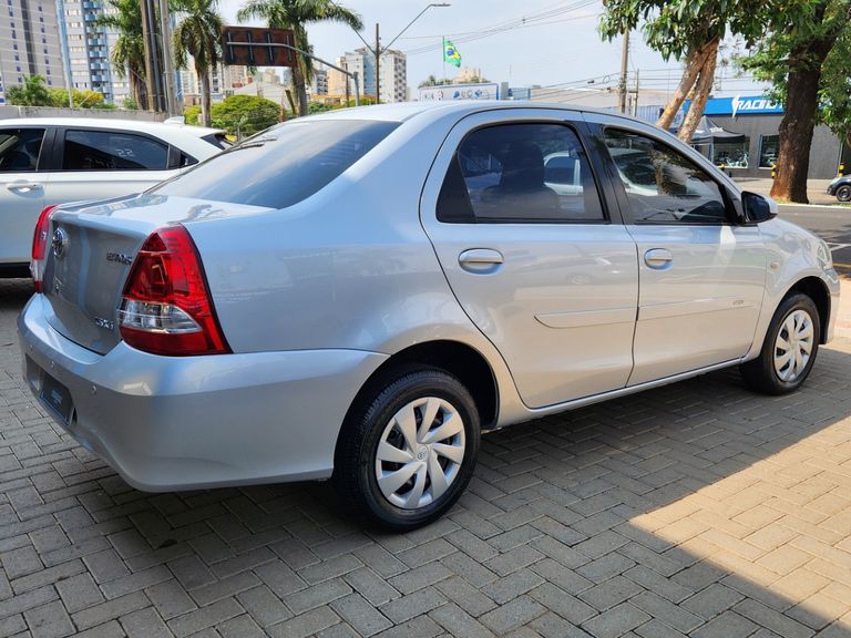 Toyota ETIOS XS 1.5 Flex 16V 5p Aut.