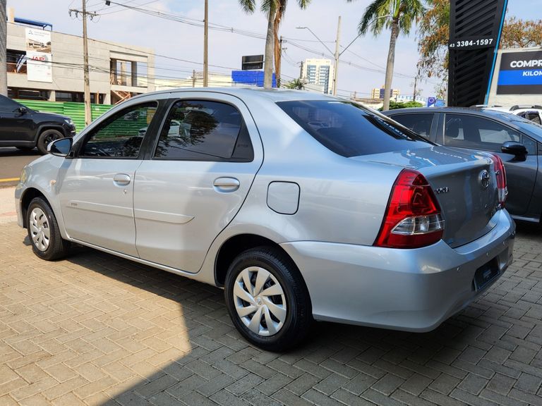 Toyota ETIOS XS 1.5 Flex 16V 5p Aut.