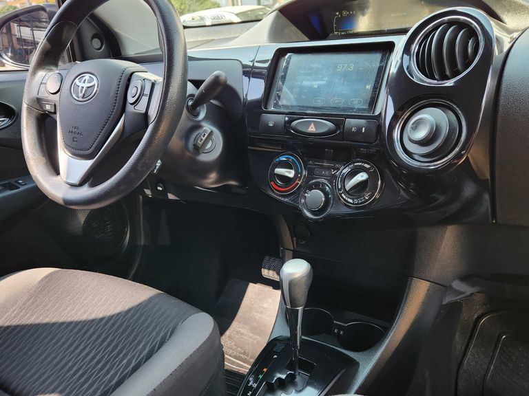 Toyota ETIOS XS 1.5 Flex 16V 5p Aut.