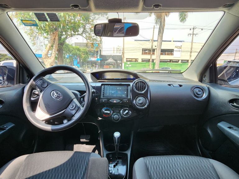 Toyota ETIOS XS 1.5 Flex 16V 5p Aut.