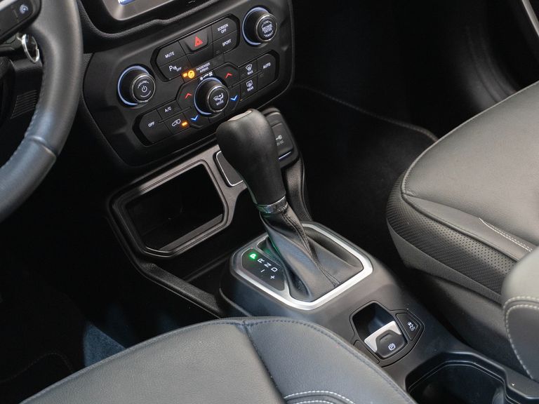 Jeep Renegade Longitude 1.8 4x2 Flex 16V Aut.