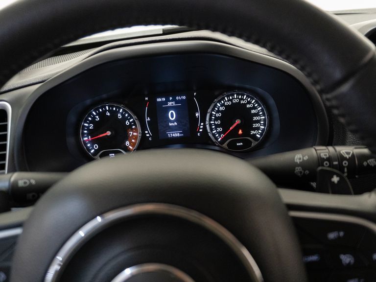 Jeep Renegade Longitude 1.8 4x2 Flex 16V Aut.