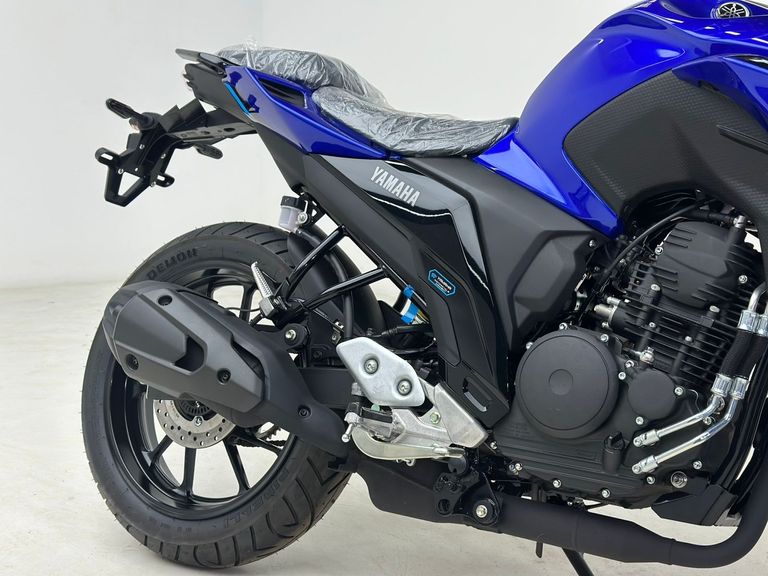 YAMAHA FZ25 250 FAZER CONNECTED