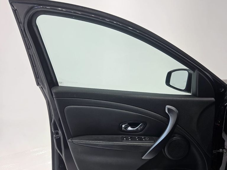 Renault FLUENCE Sed. Dynamique 2.0 16V FLEX Aut.