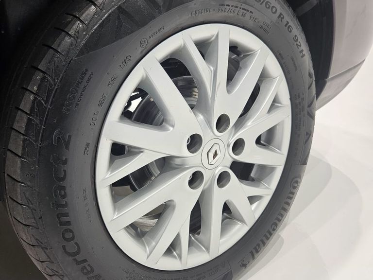 Renault FLUENCE Sed. Dynamique 2.0 16V FLEX Aut.