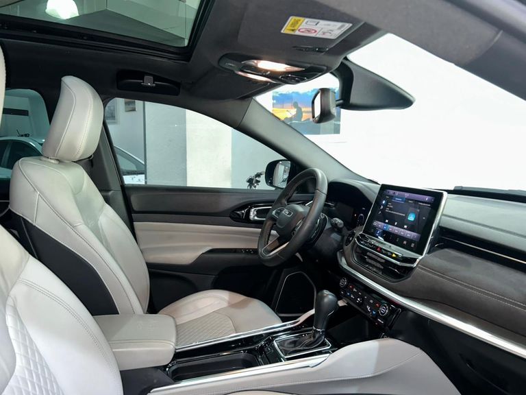 Jeep Commander Overland T270 1.3 TB Flex Aut.