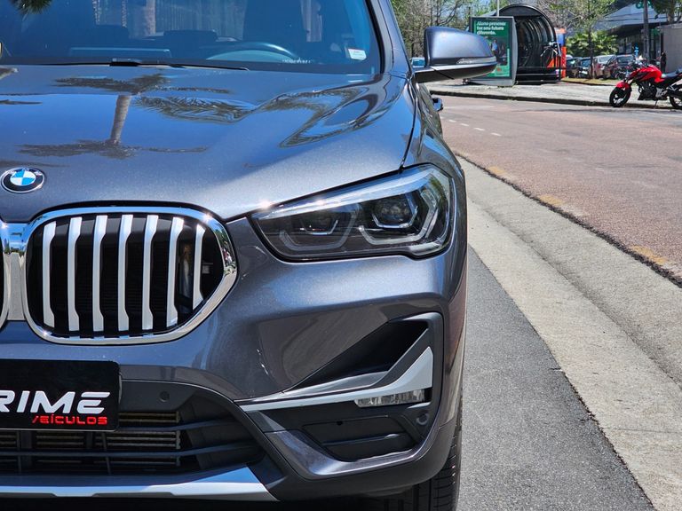 BMW X1 SDRIVE 20i X-Line 2.0 TB Active Flex