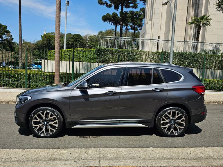 BMW X1 SDRIVE 20i X-Line 2.0 TB Active Flex