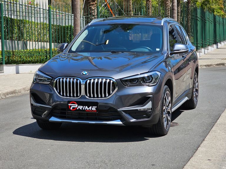 BMW X1 SDRIVE 20i X-Line 2.0 TB Active Flex