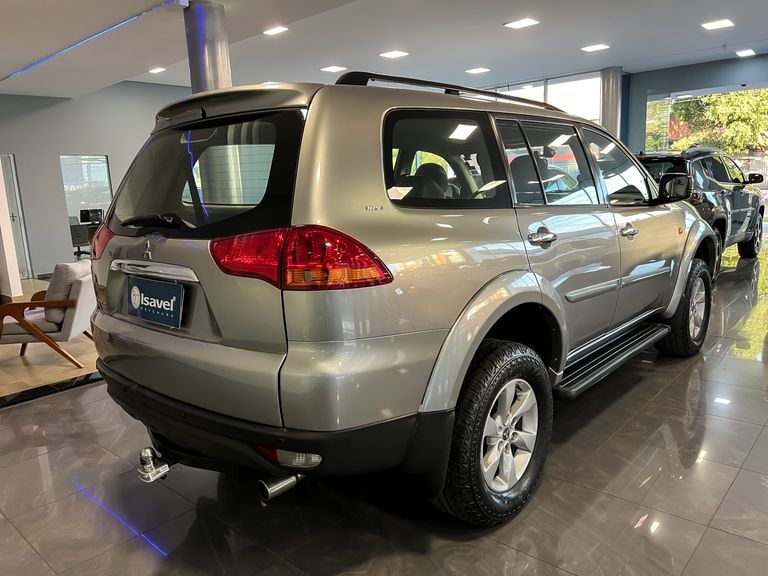 Mitsubishi Pajero DAKAR 3.2 4x4 T.I. Dies. 5p Aut.