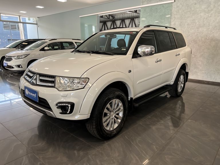 Mitsubishi Pajero DAKAR 3.2 4x4 T.I. Dies. 5p Mec.