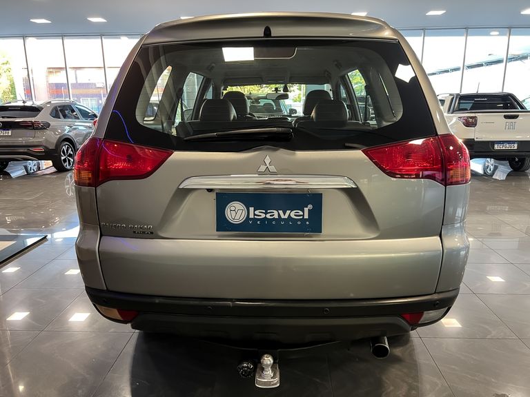 Mitsubishi Pajero DAKAR 3.2 4x4 T.I. Dies. 5p Aut.