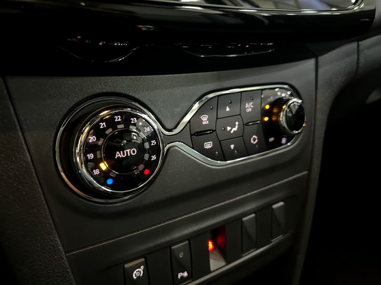 Renault STEPWAY Iconic Flex 1.6 16V Aut.