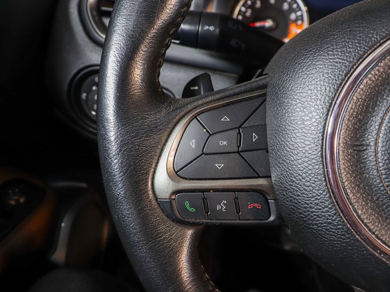 Jeep Renegade Limited 1.8 4x2 Flex 16V Aut.