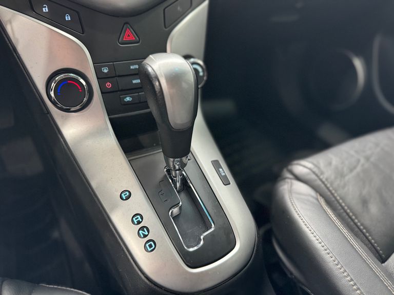 Chevrolet CRUZE LT 1.8 16V FlexPower 4p Aut.