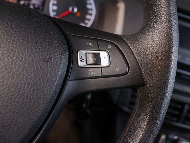 VolksWagen Polo Track 1.0 Flex 12V 5p