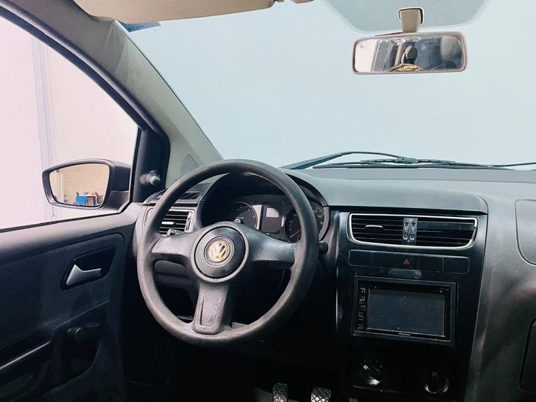 VolksWagen Fox 1.0 Mi Total Flex 8V 3p