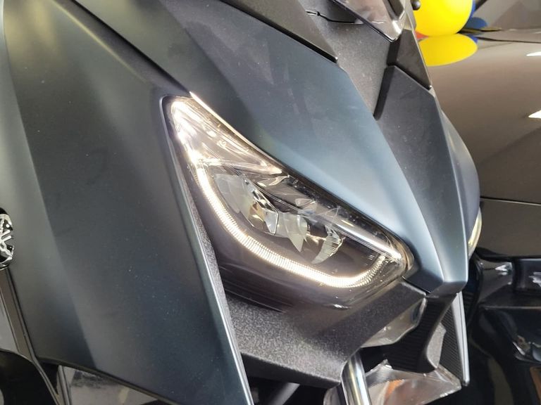 YAMAHA XMAX 250 ABS