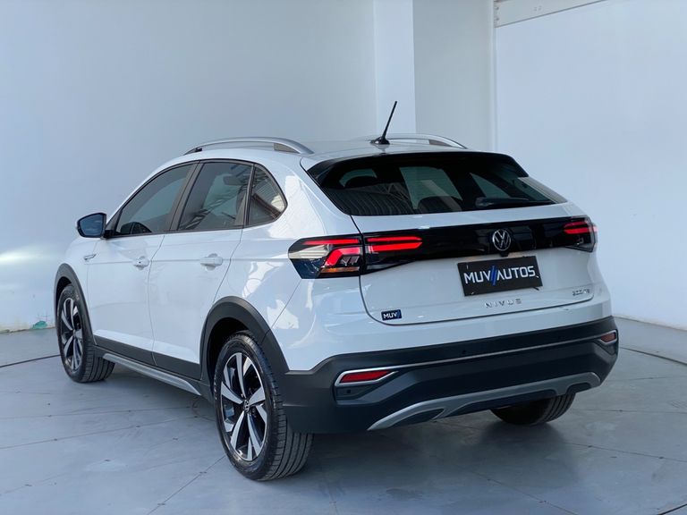 VolksWagen Nivus Highline 1.0 200 TSI Flex Aut.