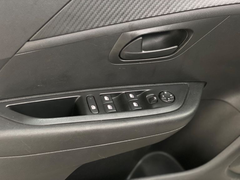 Peugeot 208 Like 1.0 Flex 6V 5p Mec.