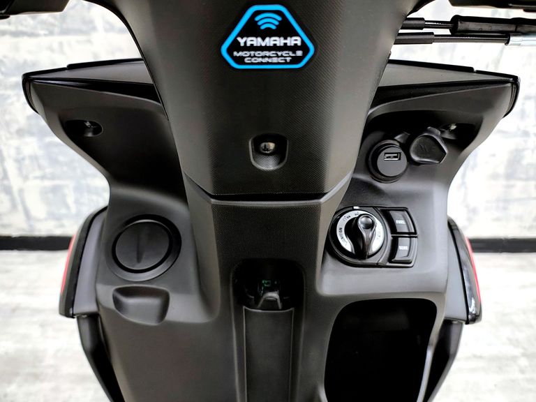 YAMAHA FLUO 125 CONNECTED (Híbrido)