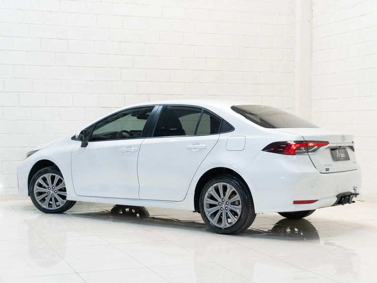Toyota Corolla XEi 2.0 Flex 16V Aut.