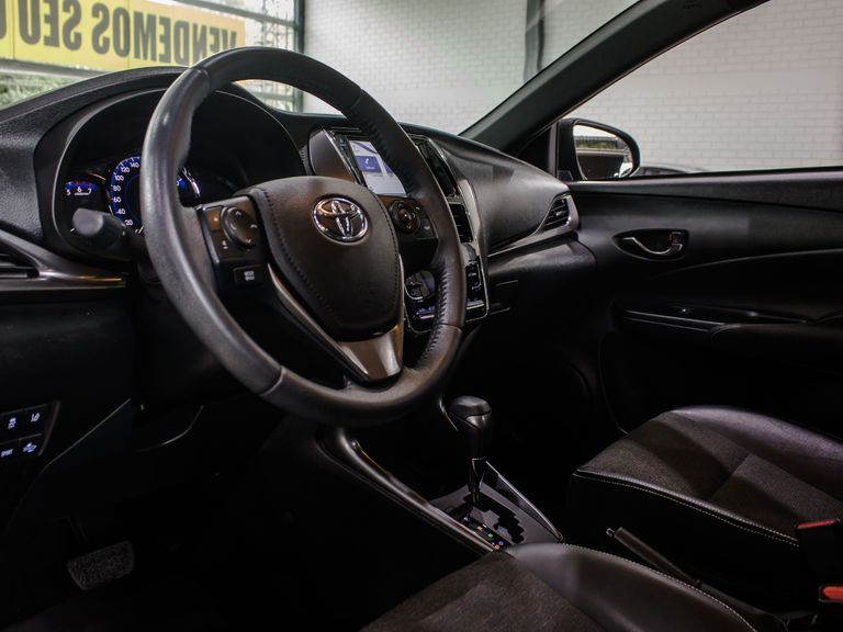 Toyota YARIS XS 1.5 Flex 16V 5p Aut.