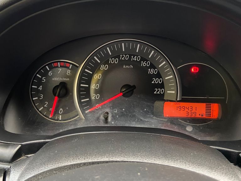 Nissan VERSA 1.0 12V FlexStart 4p Mec.