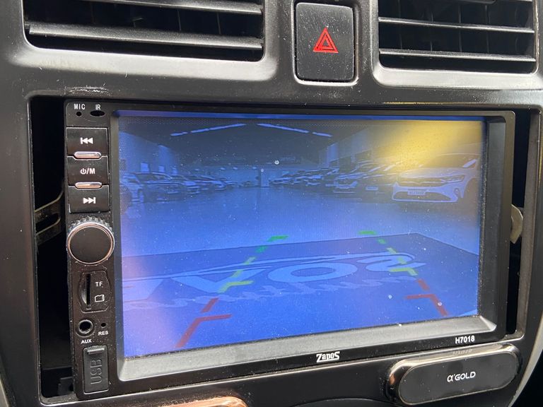 Nissan VERSA 1.0 12V FlexStart 4p Mec.