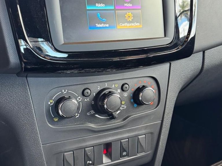 Renault LOGAN Zen Flex 1.0 12V 4p Mec.