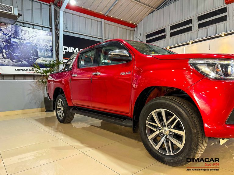 Toyota Hilux CD SRX 4x4 2.8 TDI 16V Diesel Aut.