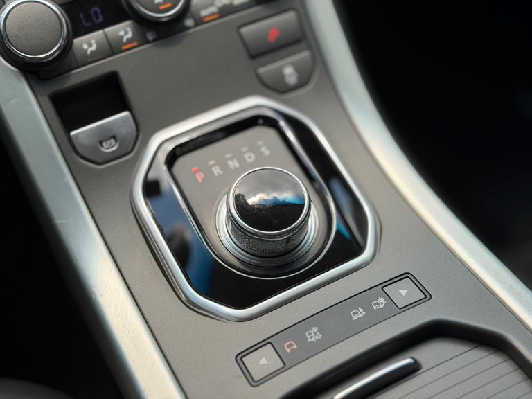 Land Rover Range R.EVOQUE Pure  2.0 Aut. 5p