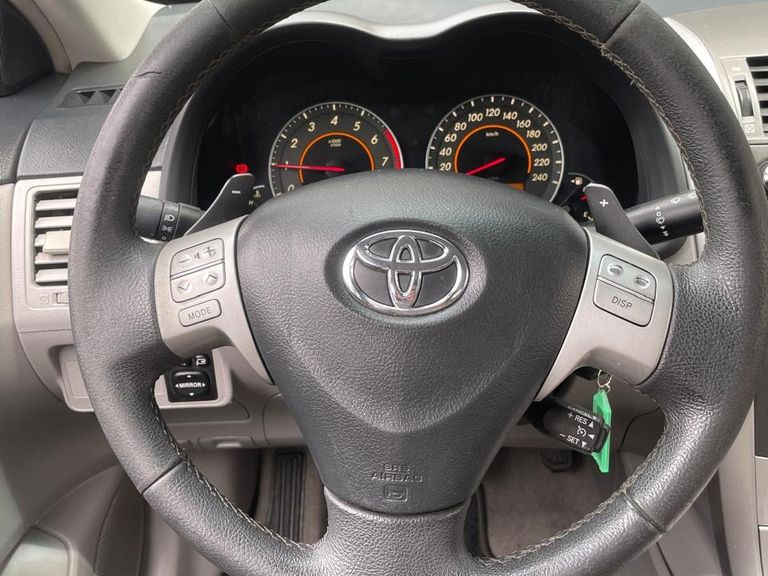 Toyota Corolla XEi 2.0 Flex 16V Aut.