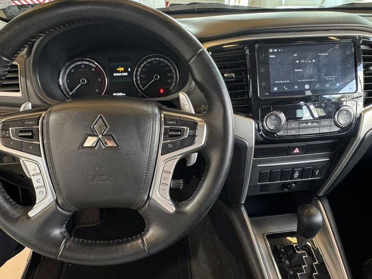 Mitsubishi L200 Triton Sport HPE 2.4 CD Diesel Aut.