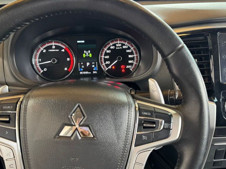 Mitsubishi L200 Triton Sport HPE 2.4 CD Diesel Aut.