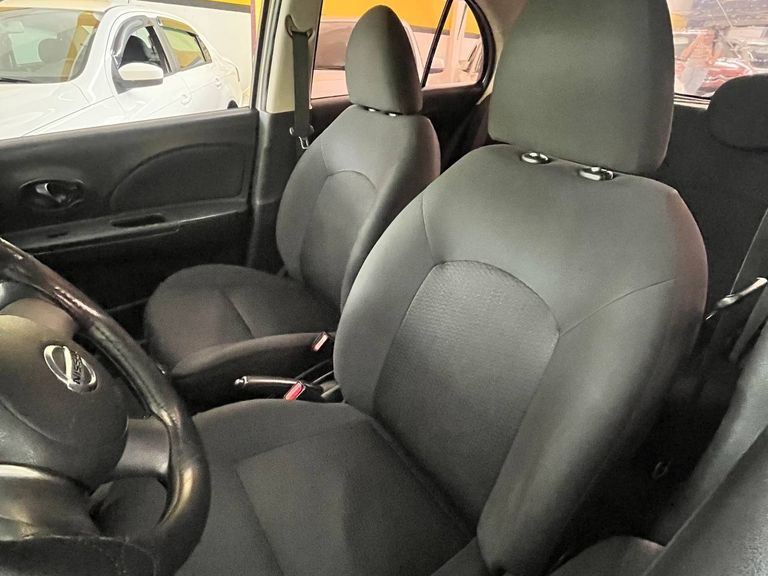 Nissan MARCH 1.0 16V Flex Fuel 5p