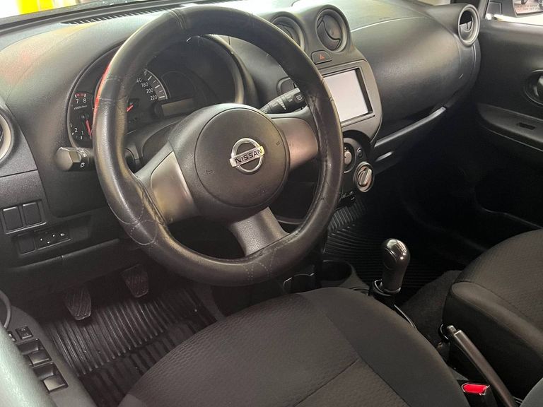 Nissan MARCH 1.0 16V Flex Fuel 5p