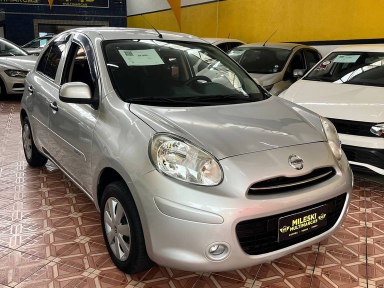 Nissan MARCH 1.0 16V Flex Fuel 5p