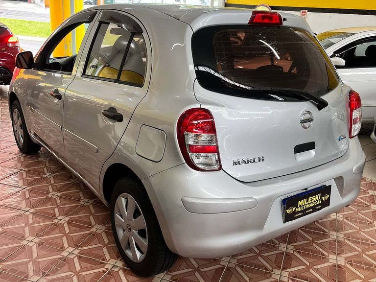 Nissan MARCH 1.0 16V Flex Fuel 5p