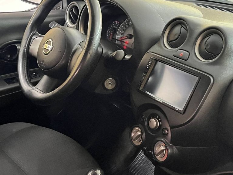 Nissan MARCH 1.0 16V Flex Fuel 5p