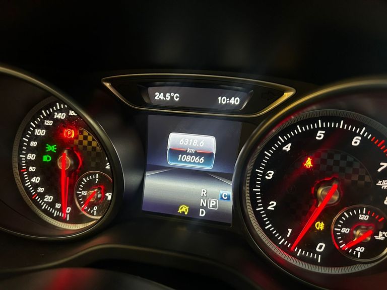 Mercedes CLA-250 Sport 4MATIC 2.0 16V 211cv Aut.