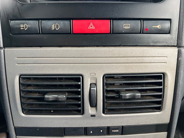 Fiat Idea Advent./ Adv.LOCKER 1.8 mpi Flex 5p