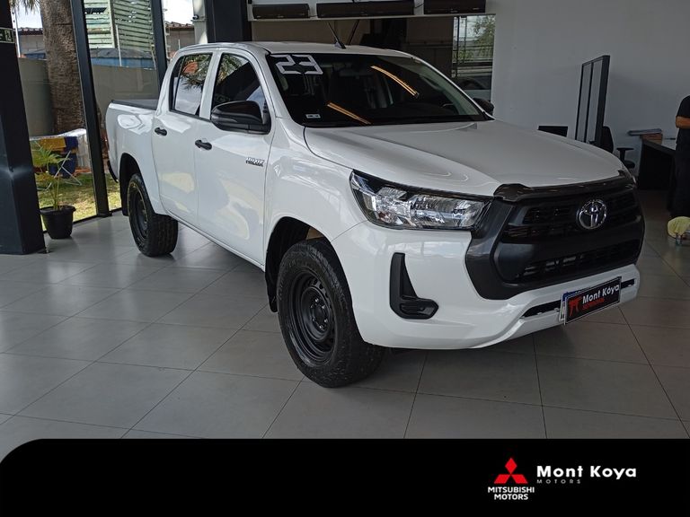 Toyota Hilux CD 4x4 2.8 Diesel Mec.