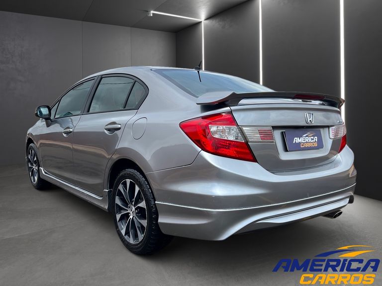 Honda Civic Sedan LXS 1.8/1.8 Flex 16V Mec. 4p