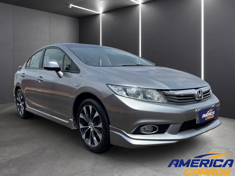 Honda Civic Sedan LXS 1.8/1.8 Flex 16V Mec. 4p